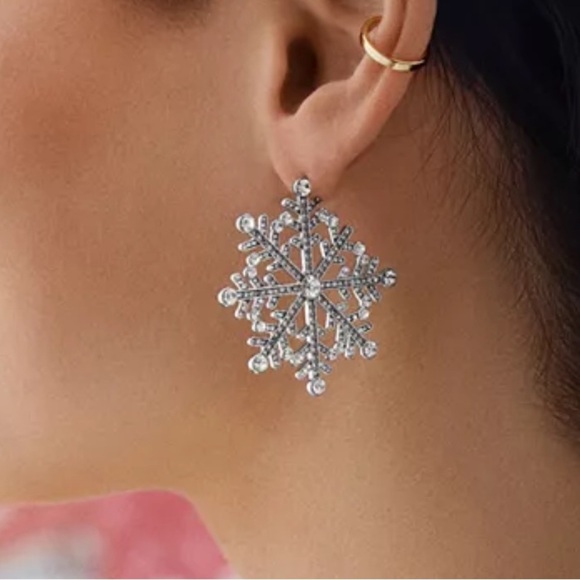 BaubleBar Snow What You Got Pavé Snowflake Drop Earrings in Silver Tone nwt - Picture 2 of 7